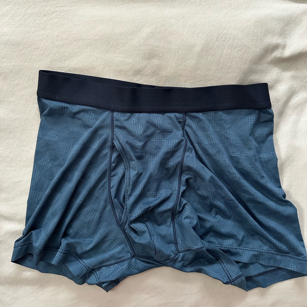 Men's in Navy and Black